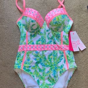 BNWT Lilly Pulitzer Swimsuit